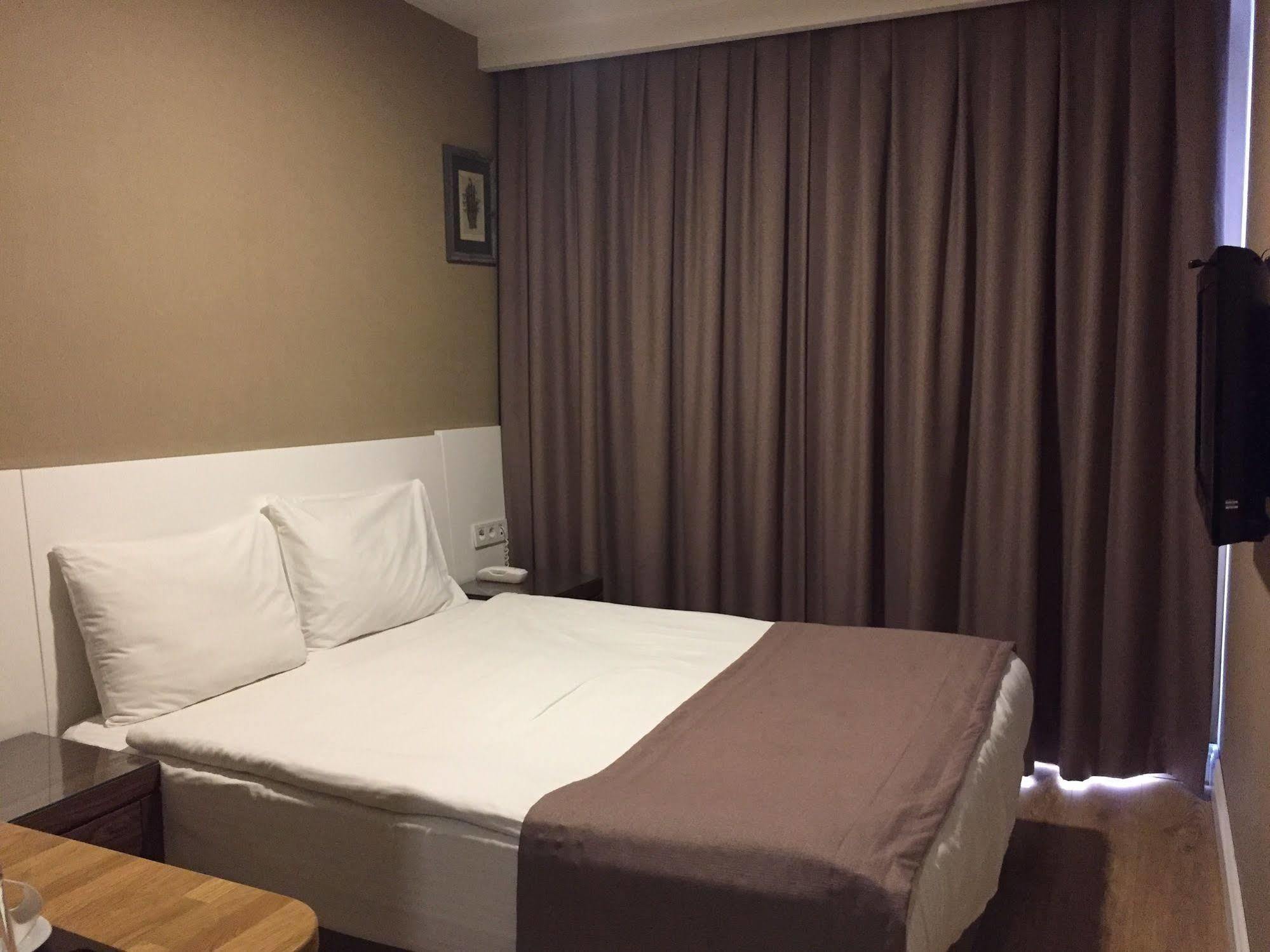 Aston Hotel Taksim Istanbulská provincie Exteriér fotografie
